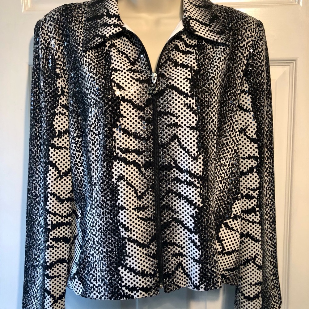 Joseph Ribkoff Black & White Zebra Print Sequin Jacket.  Women’s Size 10
